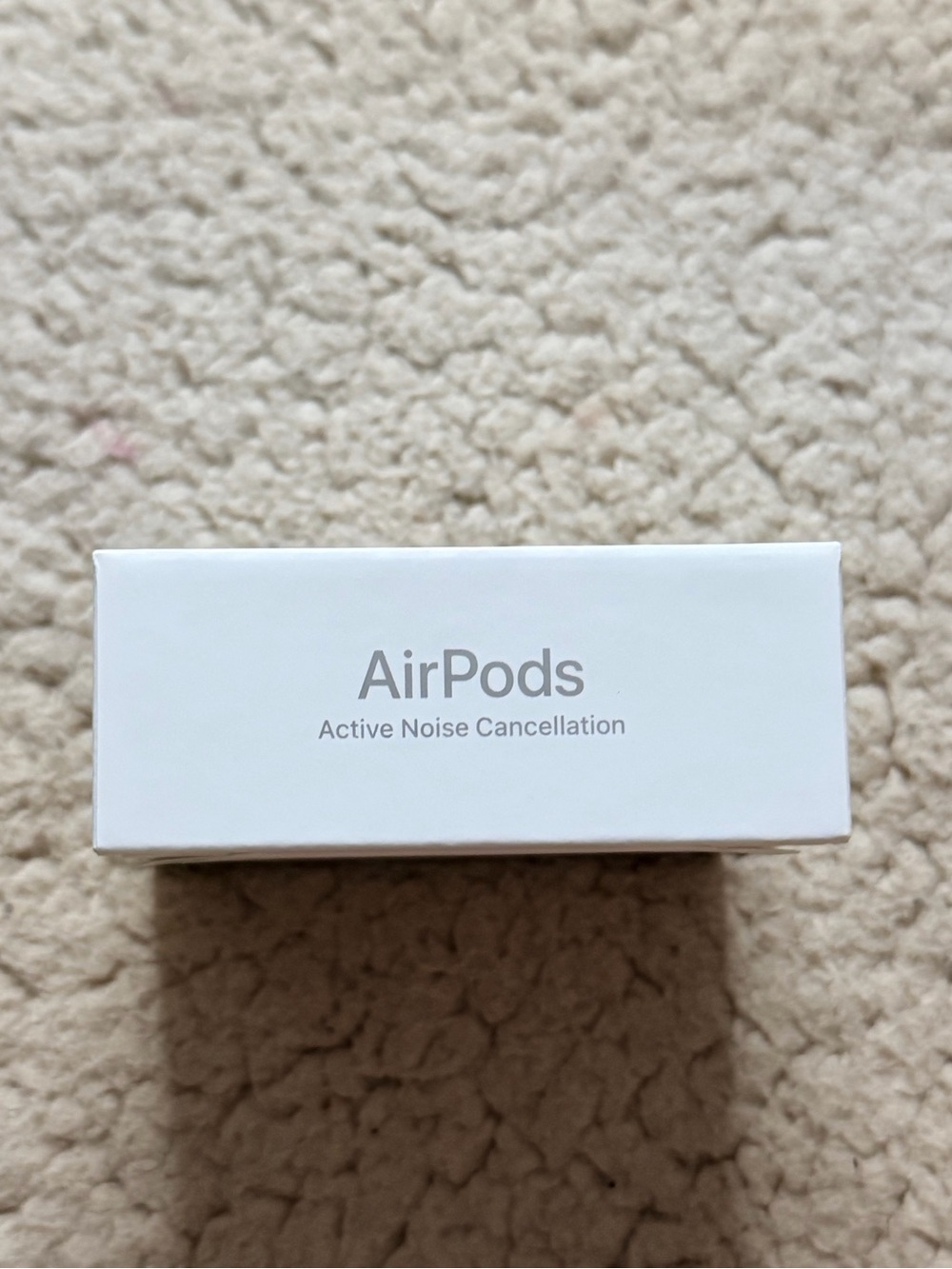 ✨ Brand new AirPods 4 with Active Noise Cancellation✨ - Picture 4 of 5